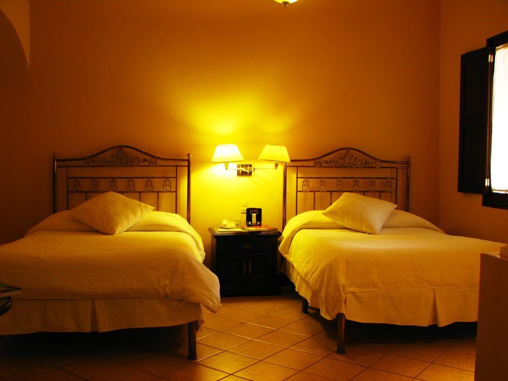 Hotel De La Parra Oaxaca Стая снимка